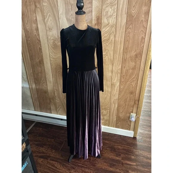 Ord Couture by Ordwoman Black Velvet Ombre Purple Pleated Maxi Dress Size S - Picture 1 of 7